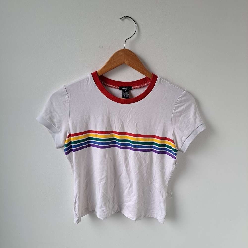 Rainbow T-shirt - Picture 1 of 1